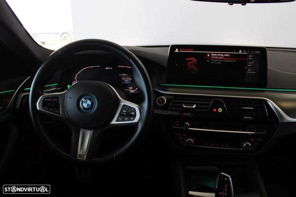 BMW 530 e Pack M - 10