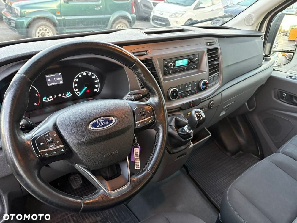 Ford Transit - 23