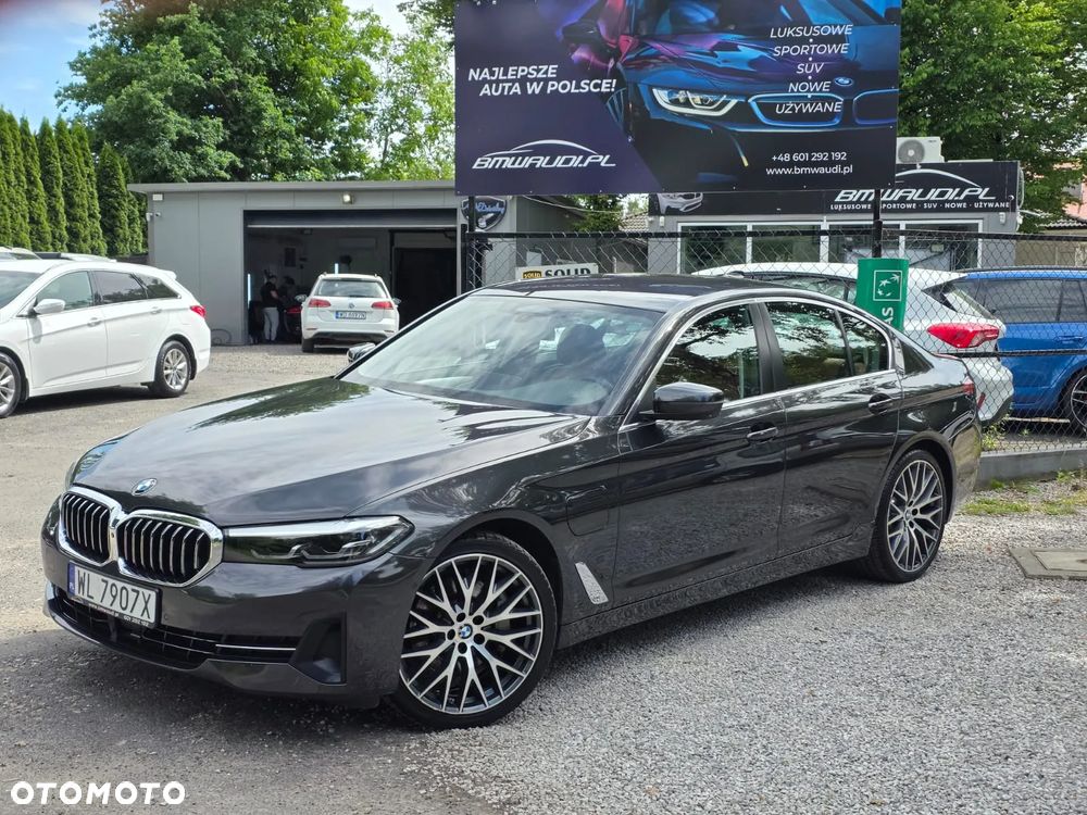 BMW Seria 5 520e Luxury Line - 3