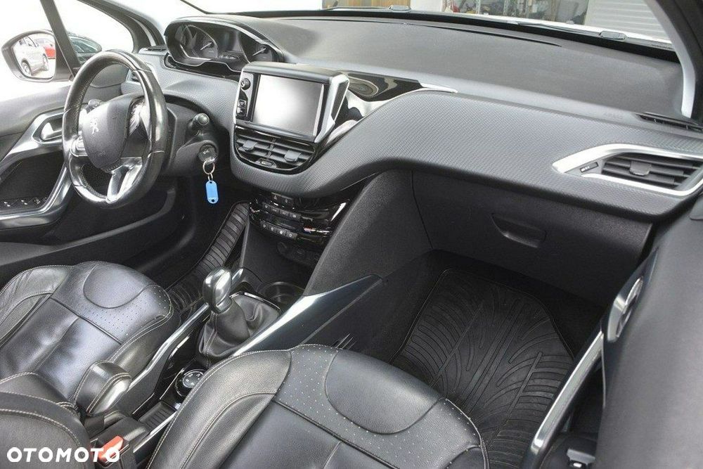 Peugeot 2008 1.6 VTi Allure - 13