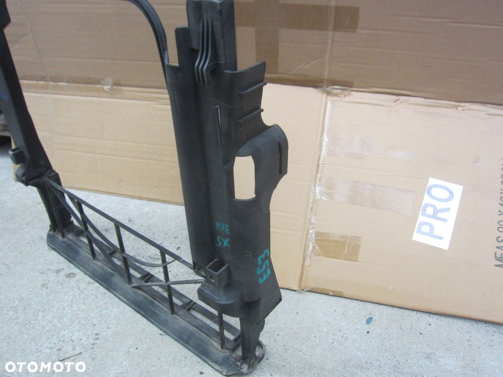 BMW X5 E53 3.0D M57 WZMOCNIENIE OBUDOWA RAMKA CHŁODNICY 17101439105 - 4