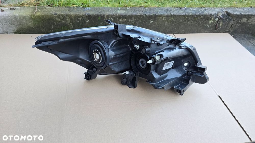 Toyota Auris I Lift 10-12 Lampa Przód Lewa Zwykła Soczewka Oryginał EU Nieklejona - 4
