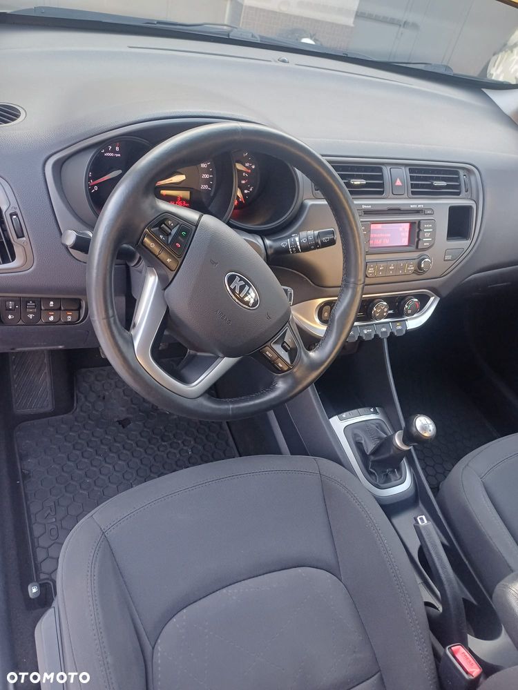 Kia Rio 1.2 Business Line - 19