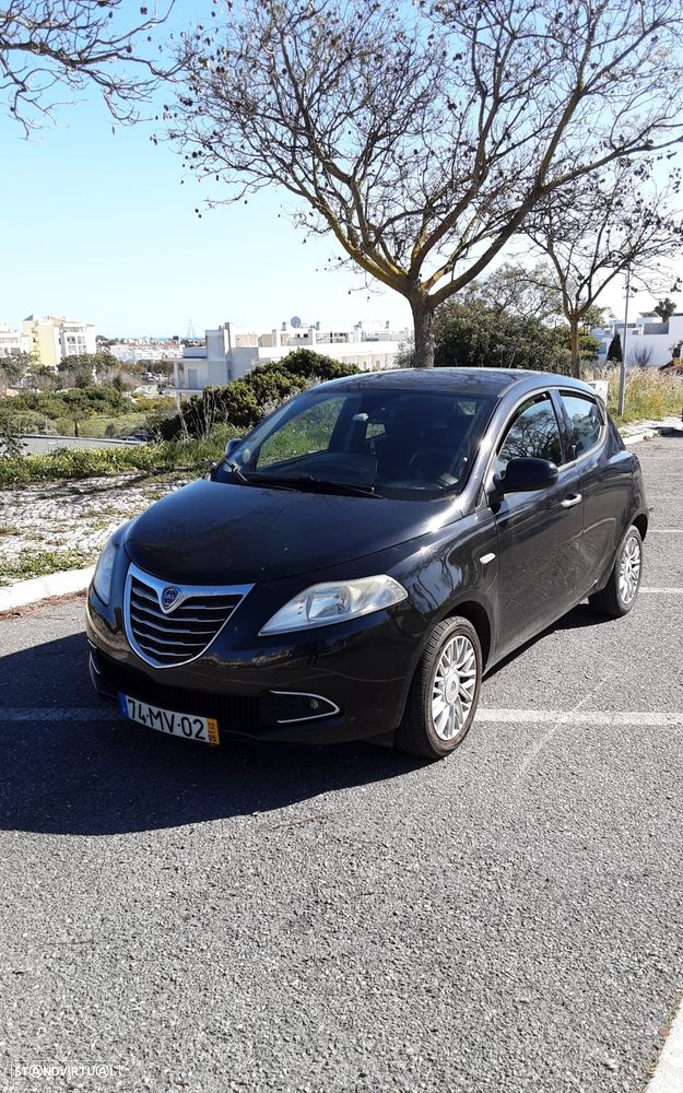 Lancia Ypsilon 1.3 M-jet S&S Urban - 4