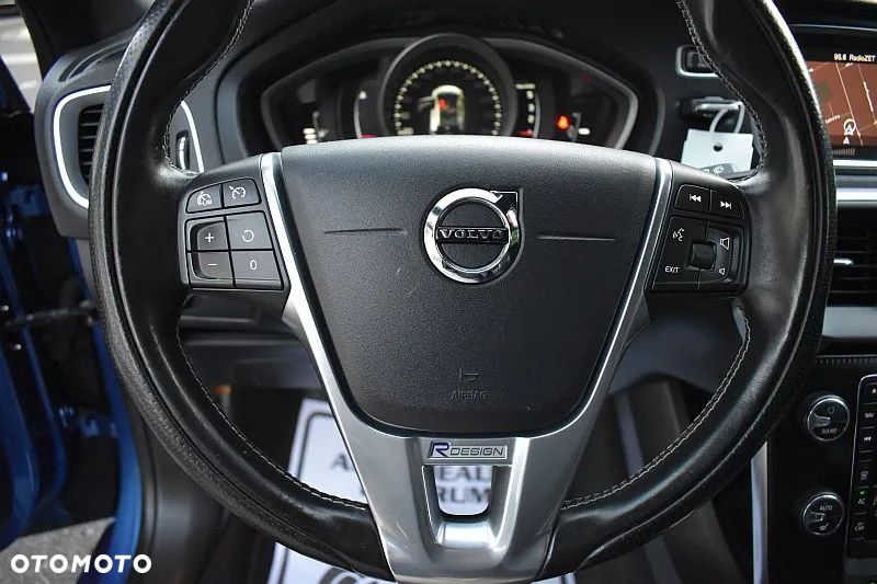 Volvo V40 D3 Drive-E SCR R-Design Momentum - 12