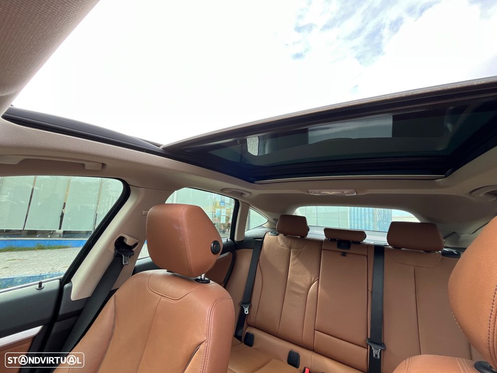 BMW 318 Gran Turismo d Auto Line Luxury - 48