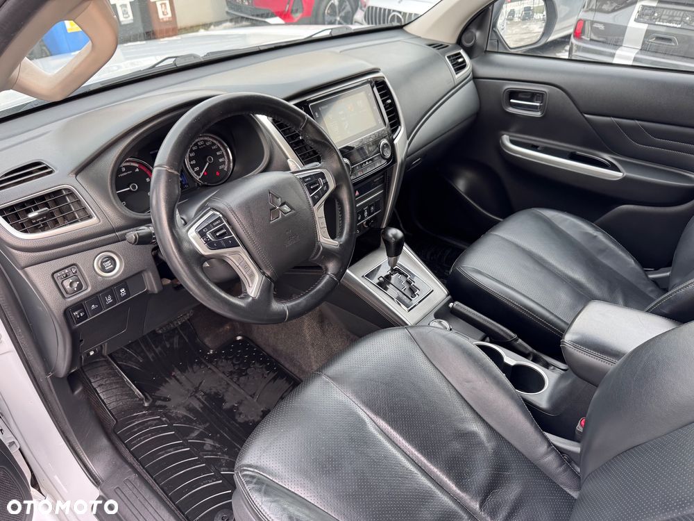 Mitsubishi L200 Pick Up 4x4 S&S Autm Double Cab Top - 20