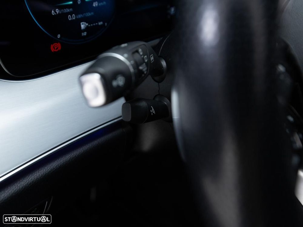 Mercedes-Benz E 300 de AMG Line - 19