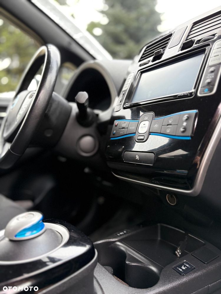 Nissan Leaf - 22