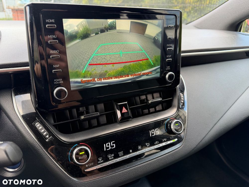 Toyota Corolla 1.8 Hybrid Comfort - 11