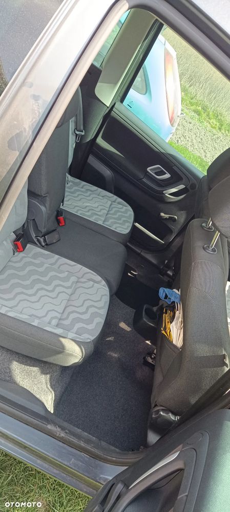 Skoda Roomster 1.2 Fresh - 8