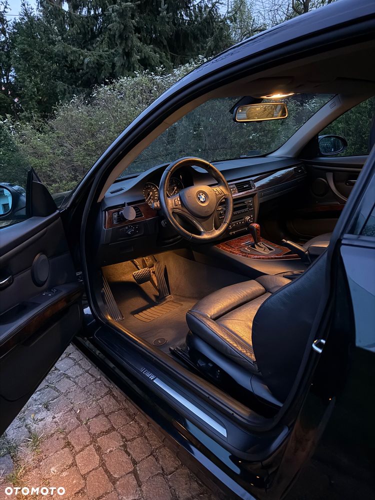 BMW Seria 3 320d - 4