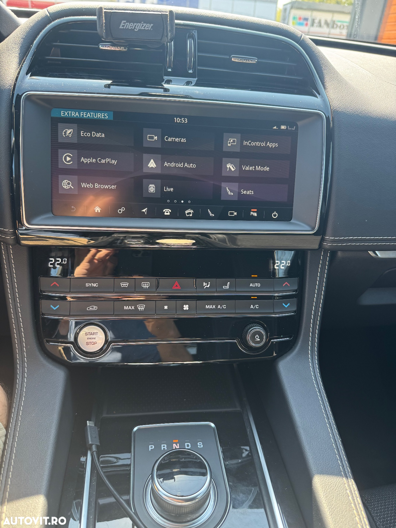 Jaguar F-Pace - 11