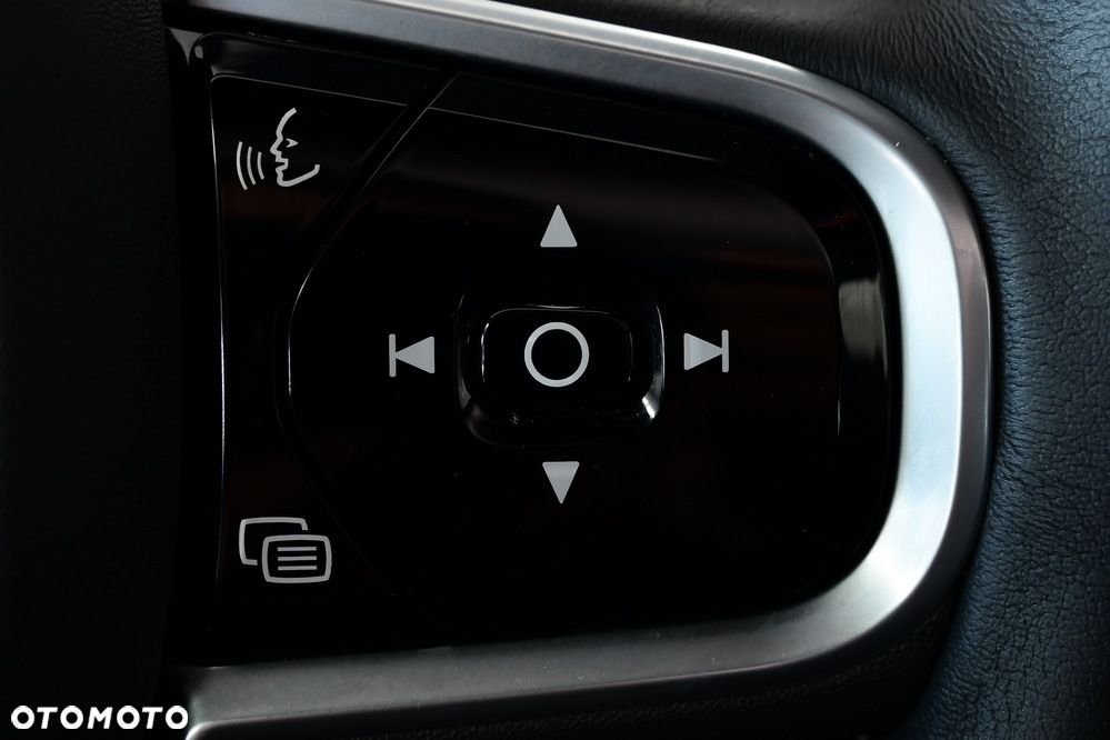 Volvo S60 T4 R-Design - 29