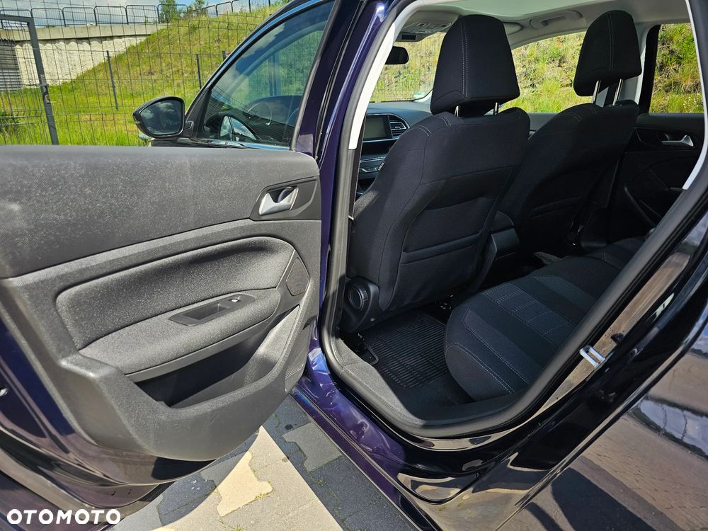 Peugeot 308 BlueHDi 150 EAT6 Stop & Start Business-Line - 12