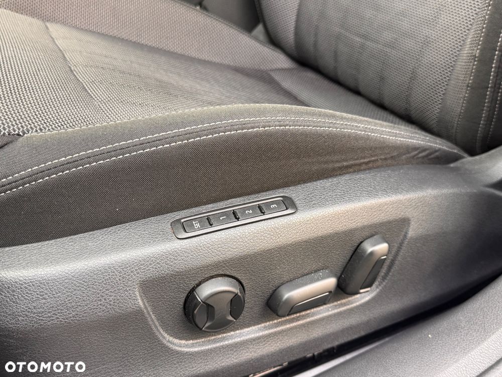 Skoda Superb 2.0 TDI SCR 4x4 Style DSG - 23