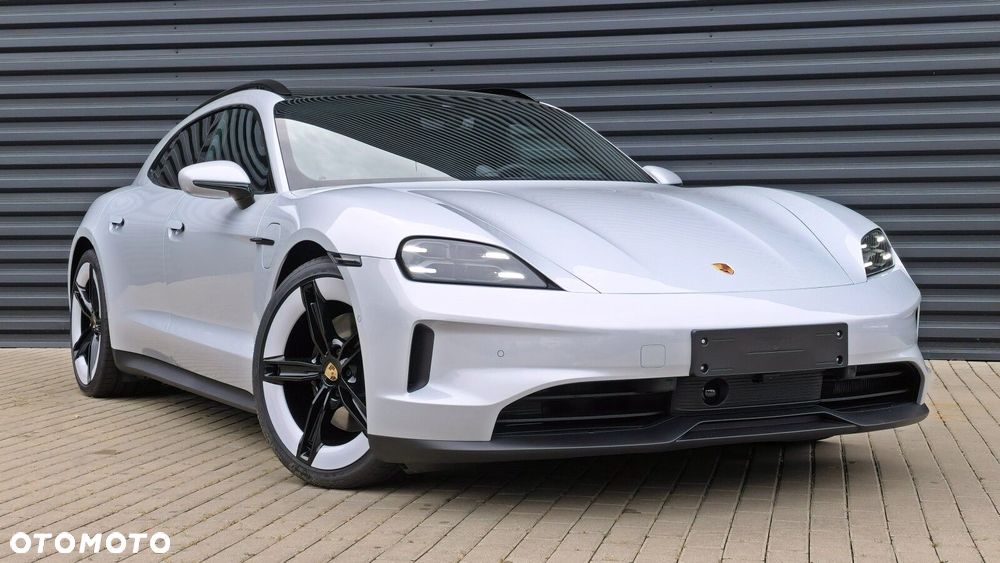 Porsche Taycan - 5