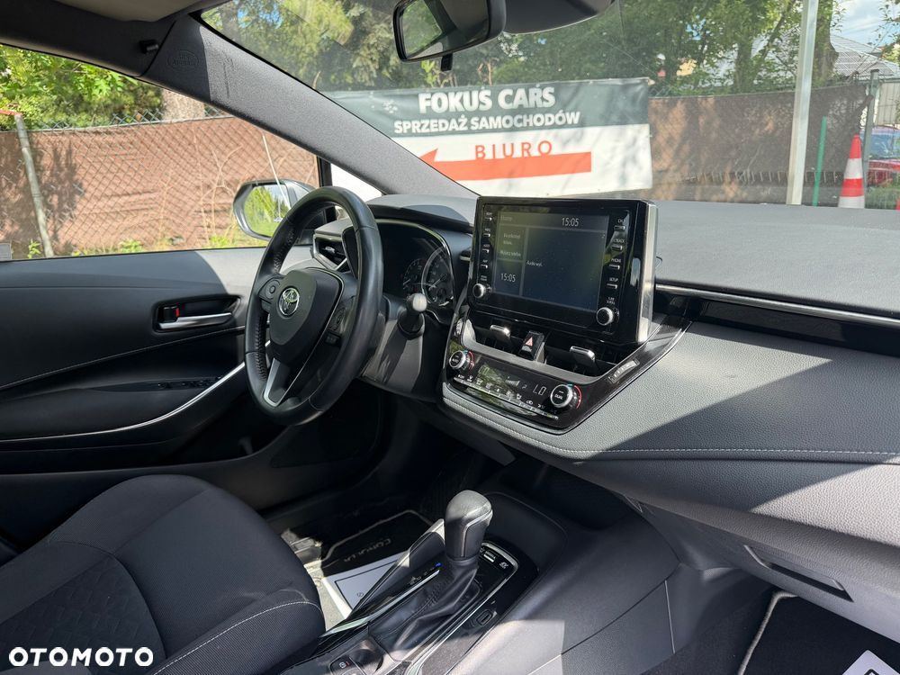 Toyota Corolla 1.8 Hybrid Comfort - 32