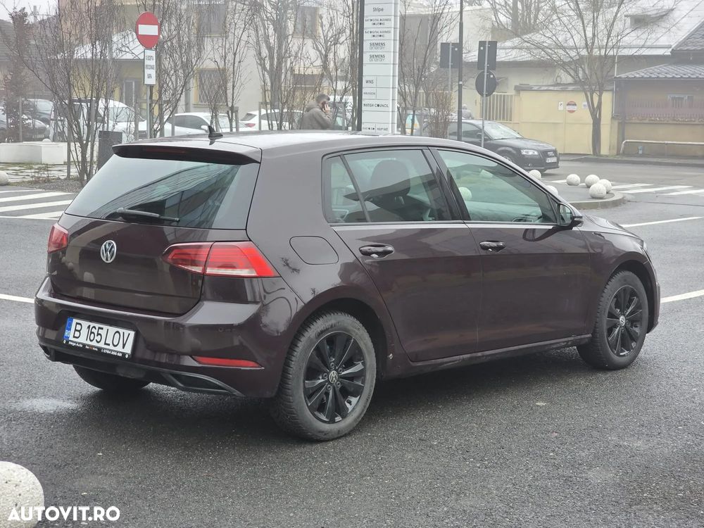 Volkswagen Golf - 3