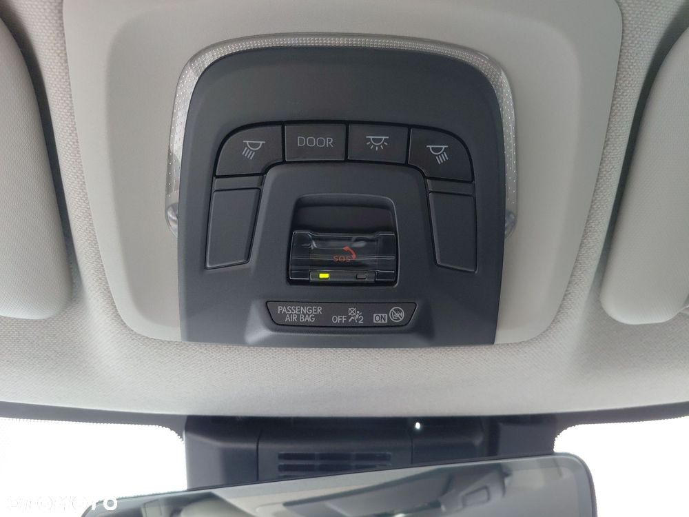 Toyota Corolla 1.8 Hybrid Comfort - 25
