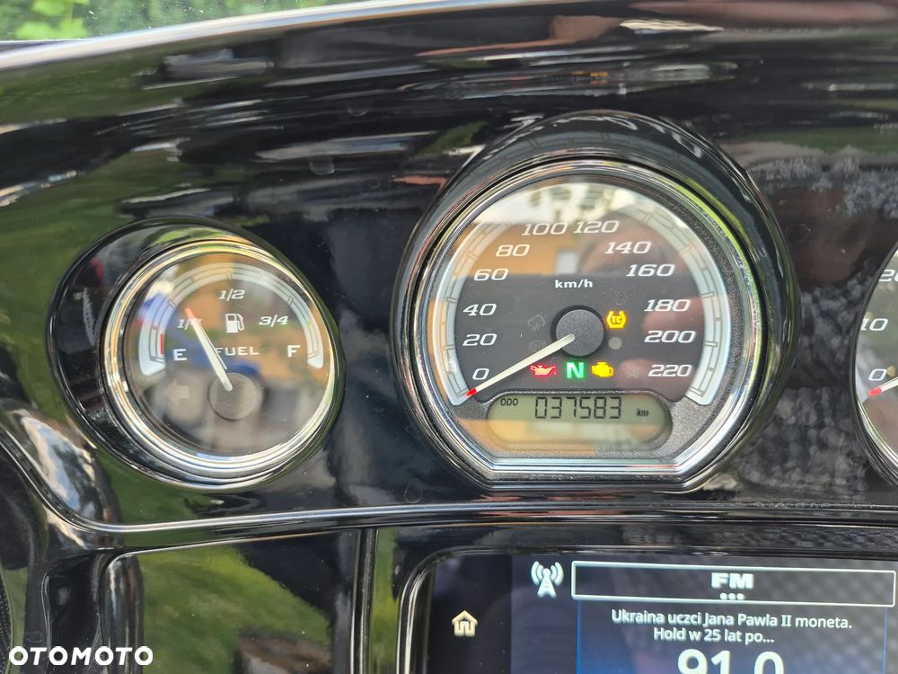Harley-Davidson Touring Ultra Limited - 11