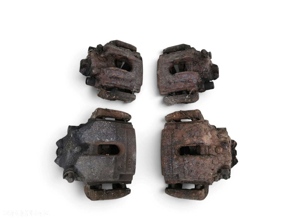 Hamulce zaciski jarzma BMW e46 330i 330d 3.0 325mm 320mm big brake e36 e30 przód tył
