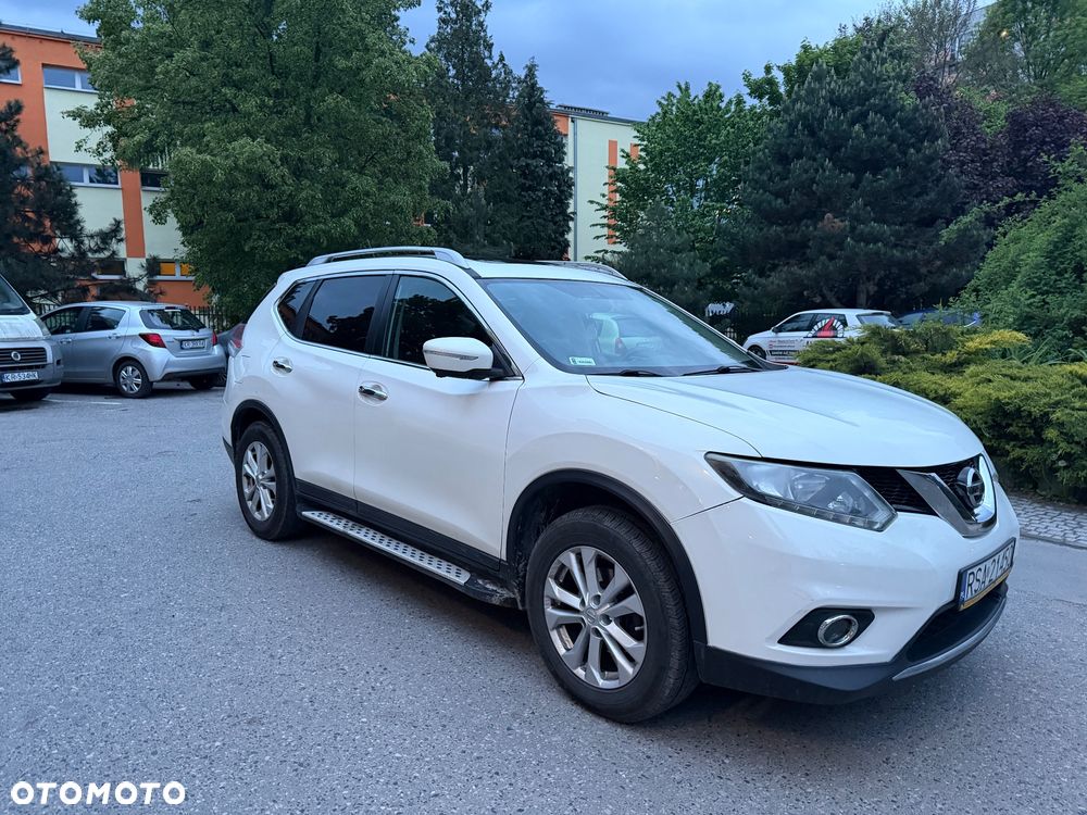 Nissan Rogue - 4