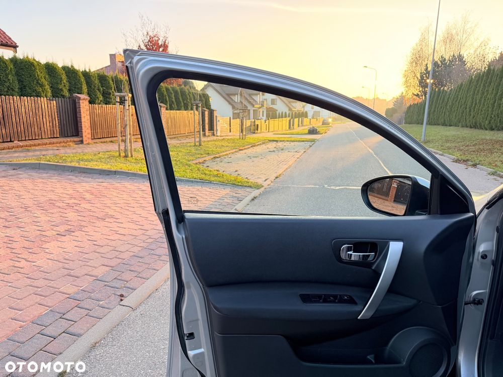 Nissan Qashqai+2 - 10