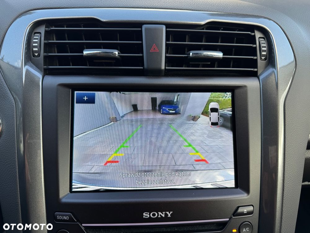 Ford Mondeo 2.0 Hybrid Titanium - 22
