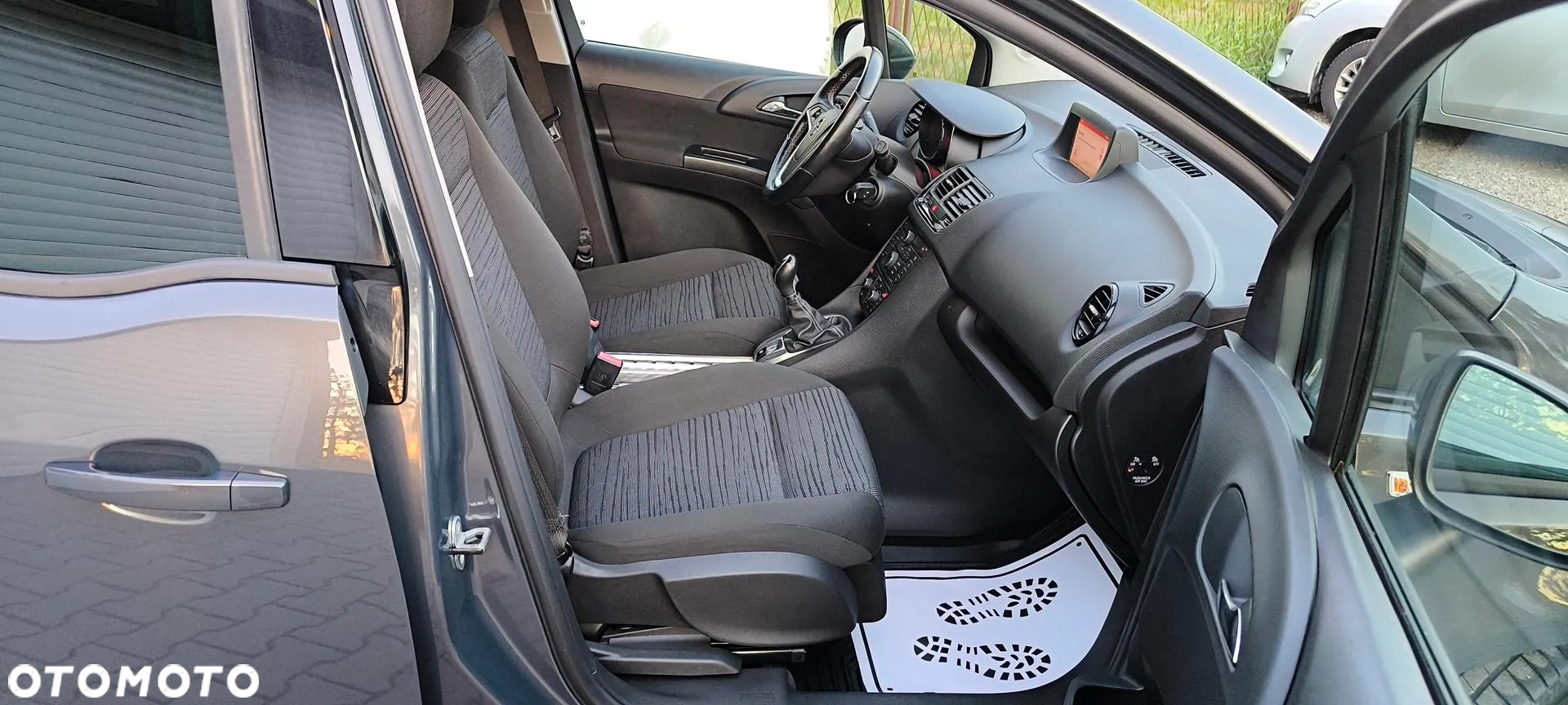 Opel Meriva - 13