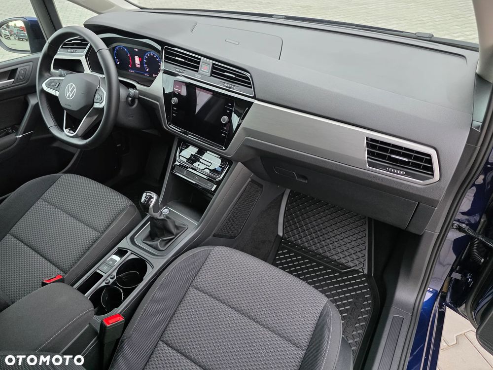 Volkswagen Touran 1.5 TSI EVO Comfortline - 32