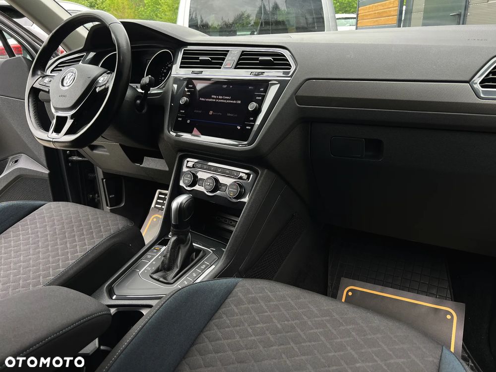 Volkswagen Tiguan 2.0 TDI SCR DSG IQ.DRIVE - 9