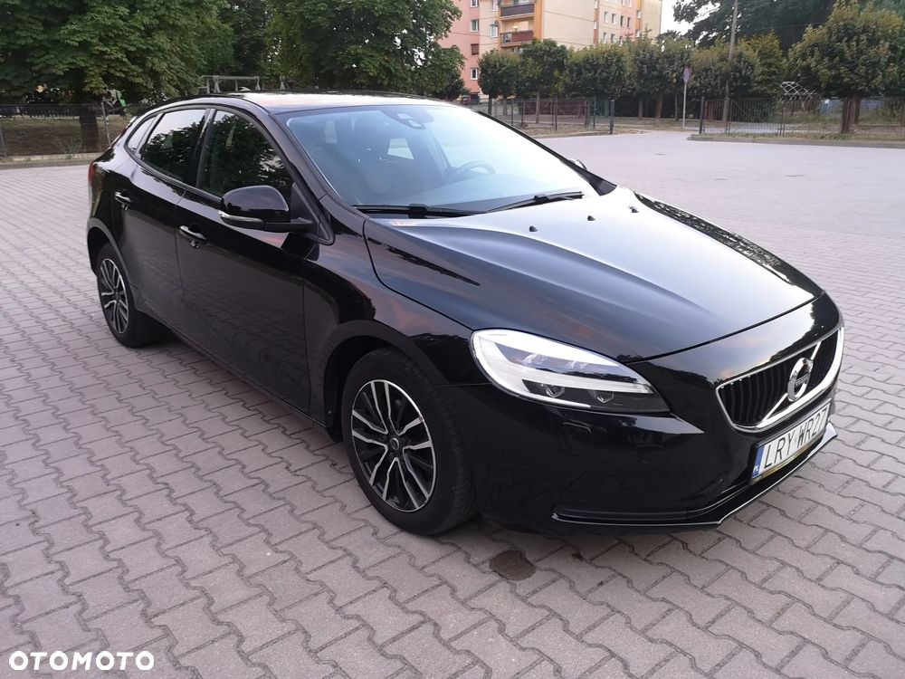 Volvo V40 D2 Momentum - 28