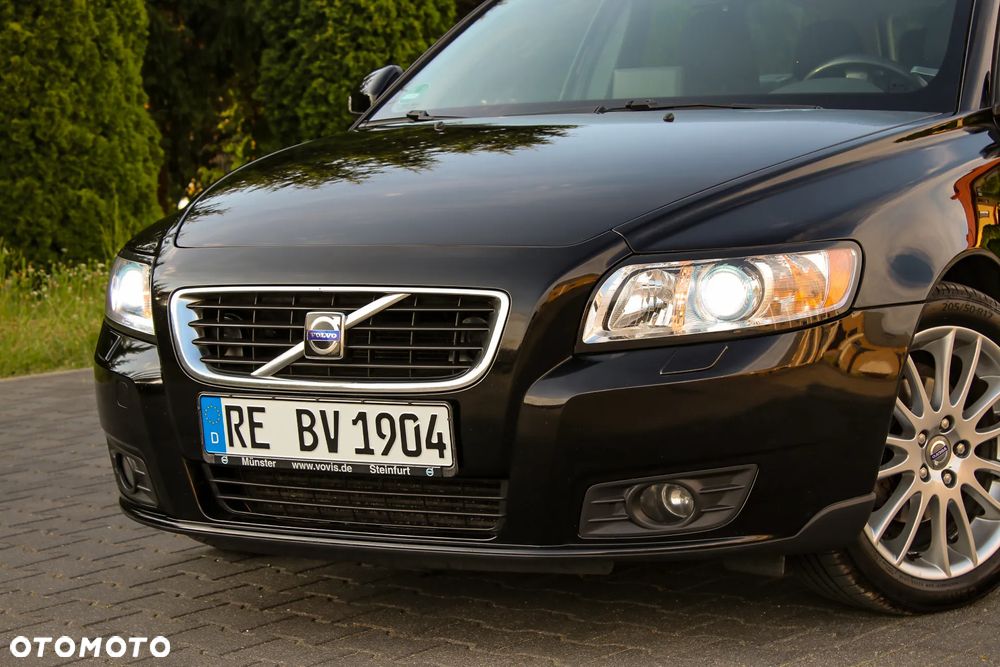 Volvo V50 1.6D DPF DRIVe Momentum - 9