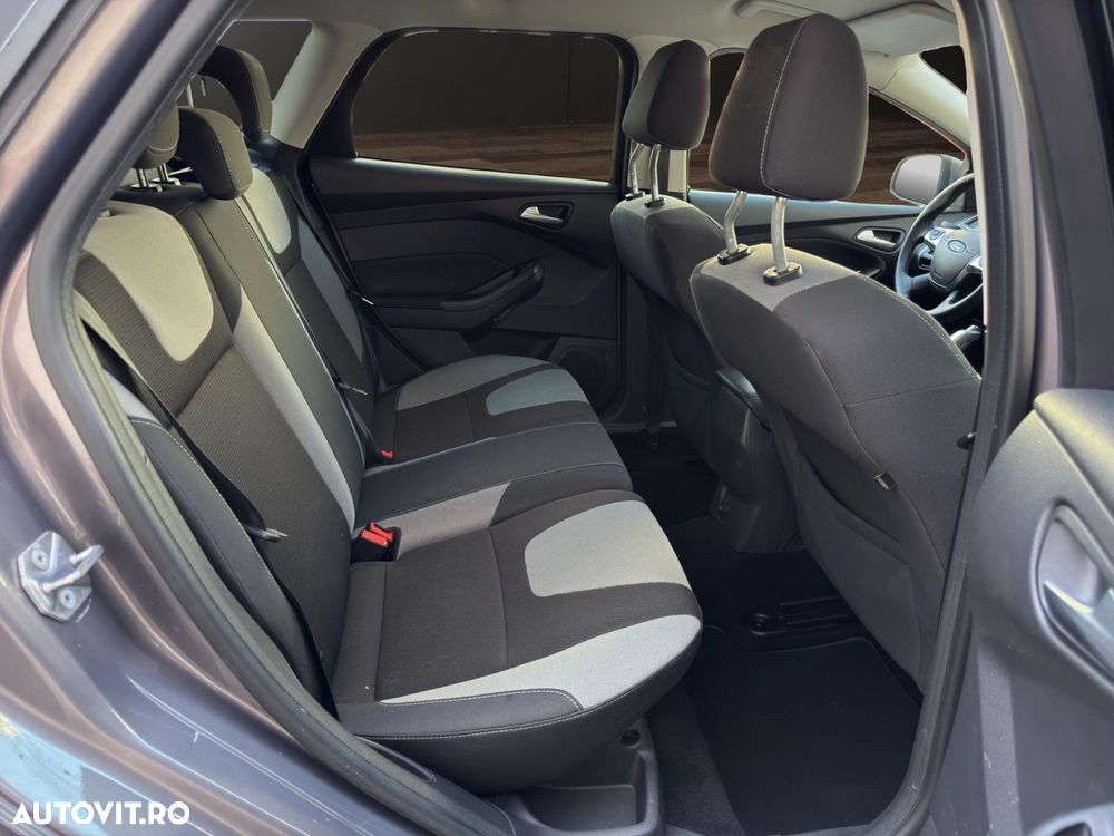 Ford Focus 1.6 EcoBoost Start-Stopp-System Champions Edition - 11