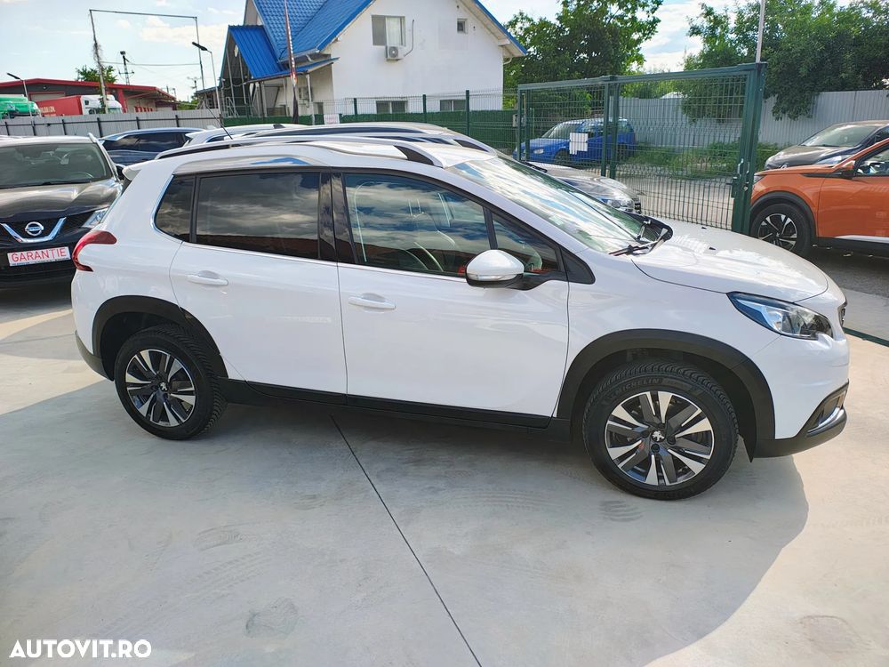 Peugeot 2008 PureTech 130 GPF Stop&Start Allure - 4