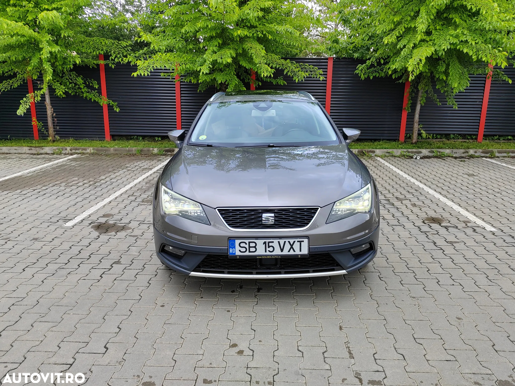 Seat Leon ST 2.0 TDI Start&Stop 4DRIVE DSG X-Perience - 3