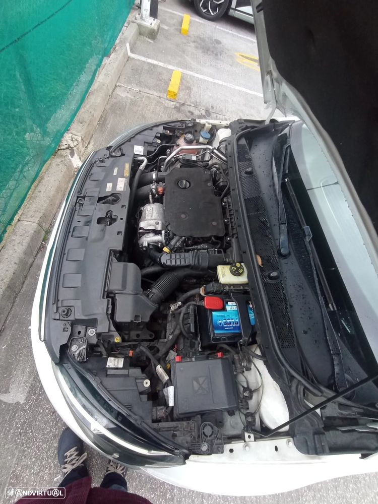 Peugeot 308 BlueHDi FAP 130 EAT6 Stop & Start Active - 3