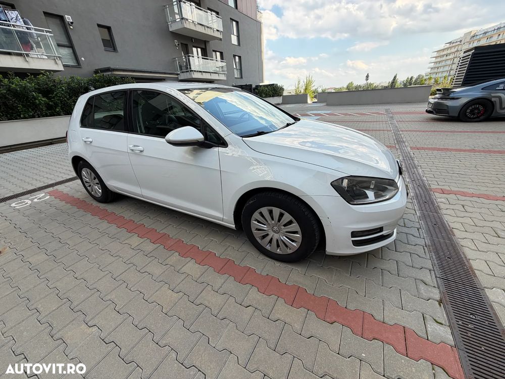 Volkswagen Golf 1.6 TDI DPF BMT Trendline - 3