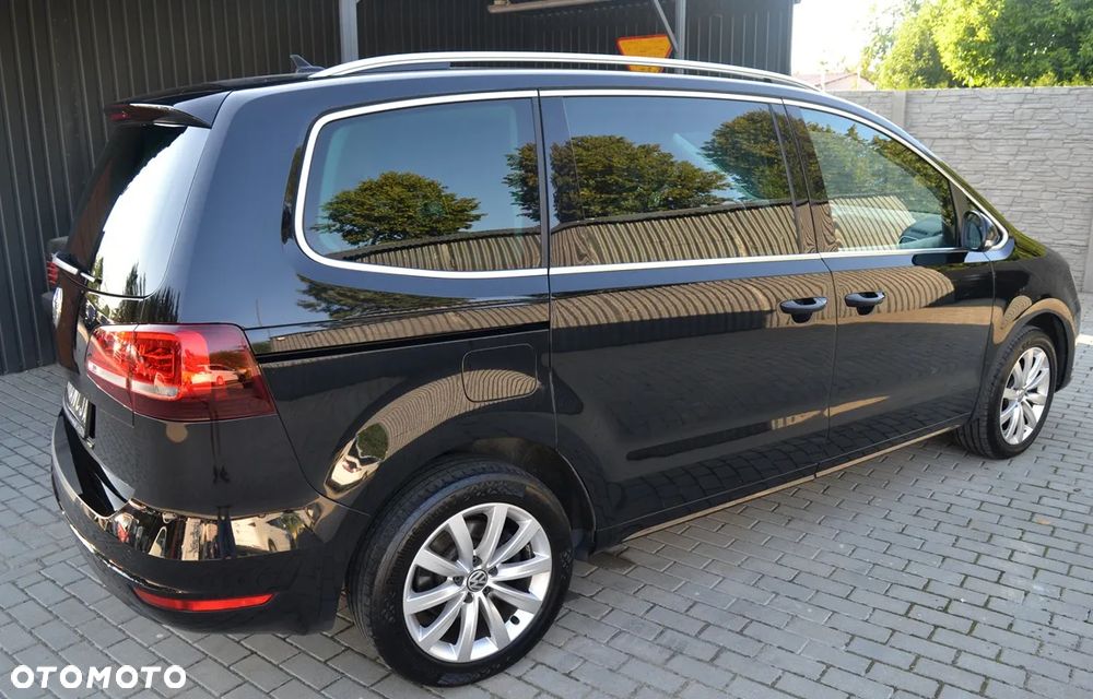 Volkswagen Sharan 2.0 TDI DSG Highline Black Style - 4