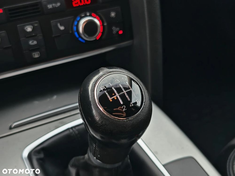 Audi A6 Avant 2.4 - 19