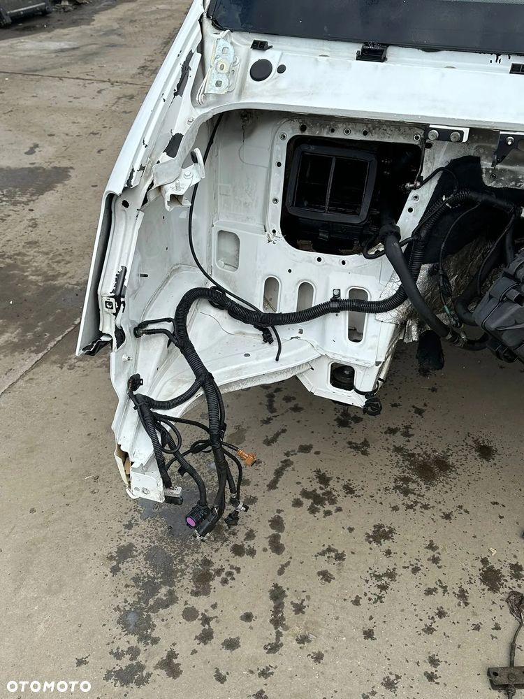 KABINA IVECO DAILY 2006-2013 - 6