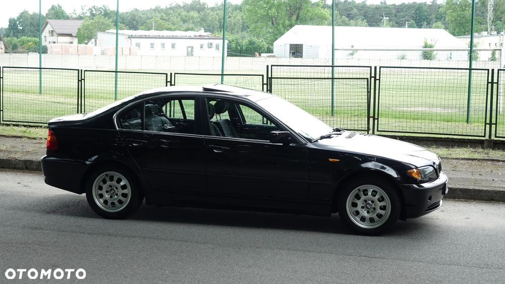 BMW Seria 3 320i - 37