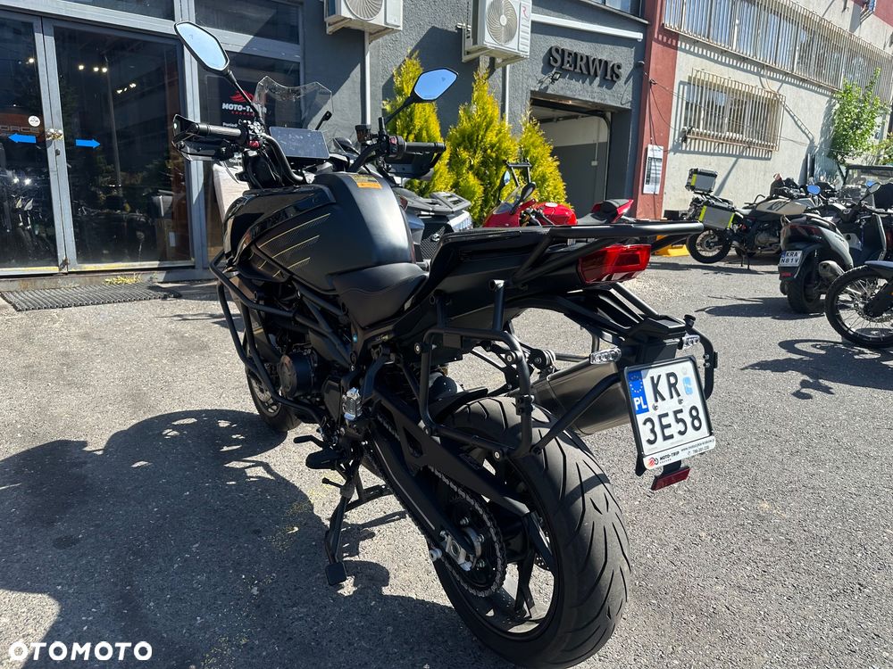 QJMOTOR 900 S - 3