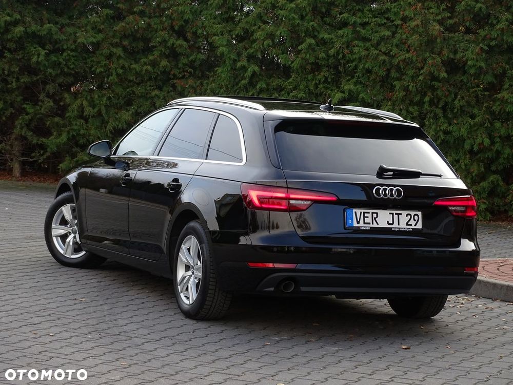 Audi A4 Avant 2.0 TDI DPF clean diesel Ambiente - 16