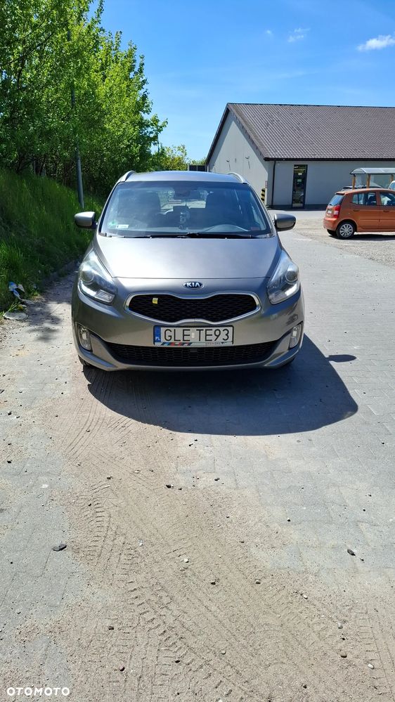 Kia Carens 1.7 CRDi L - 1
