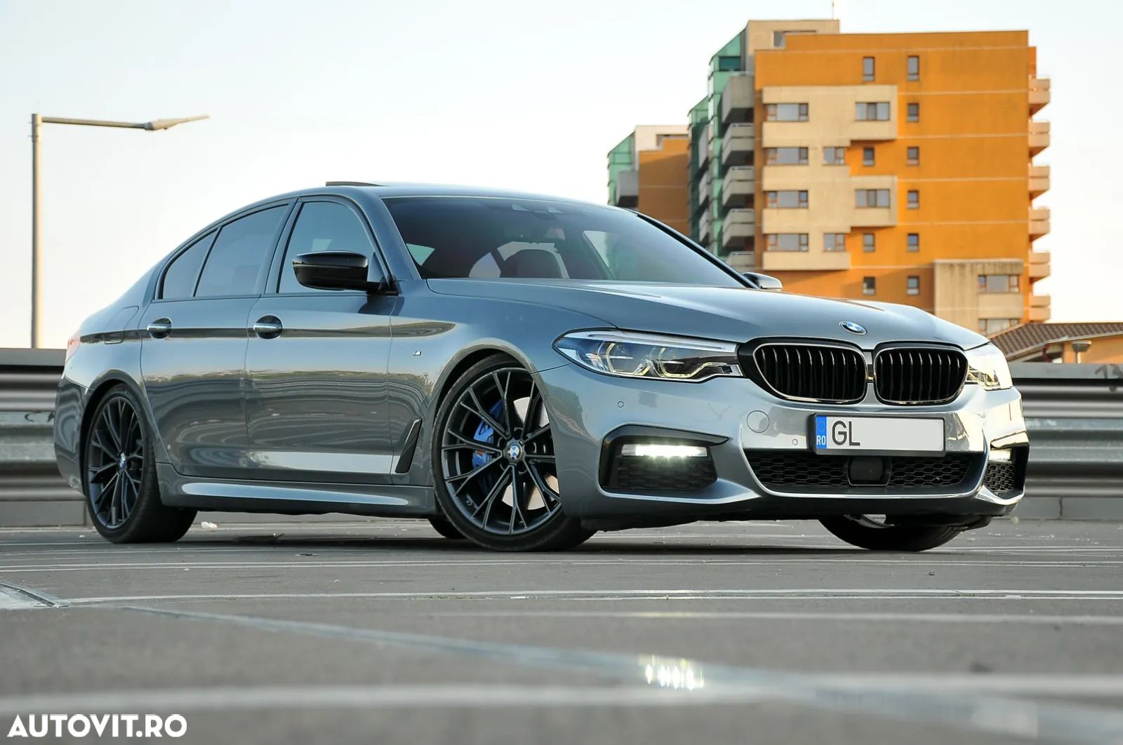 BMW Seria 5 520d Aut. M Sport Edition - 1