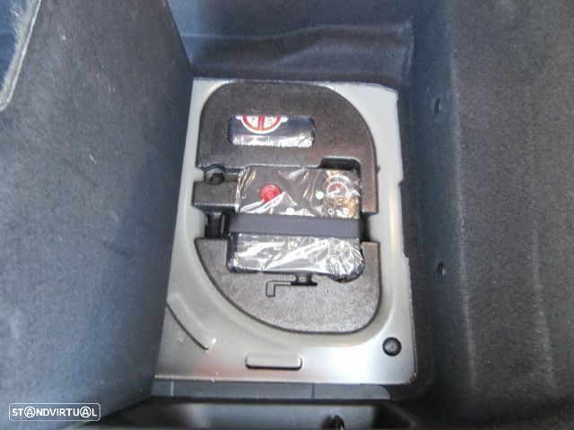 MINI 5 Portas One D - 29