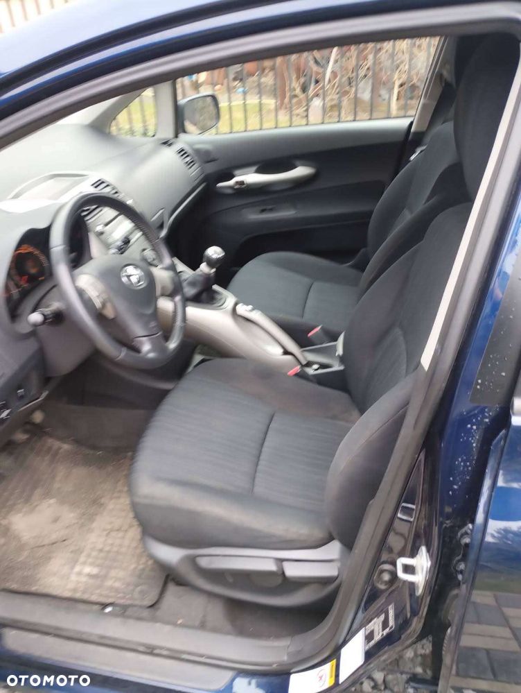 Toyota Auris 2.0 D-4D - 6