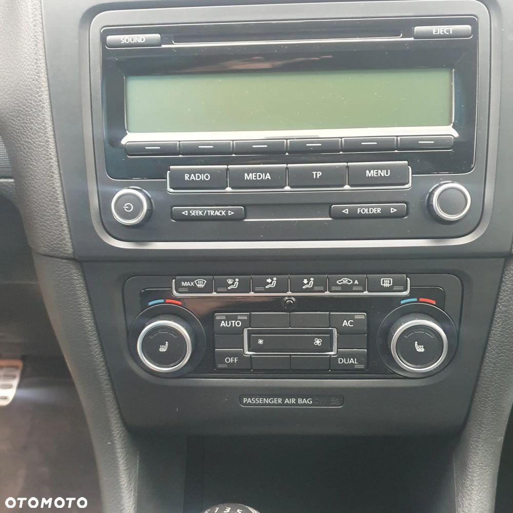 Volkswagen Golf - 5